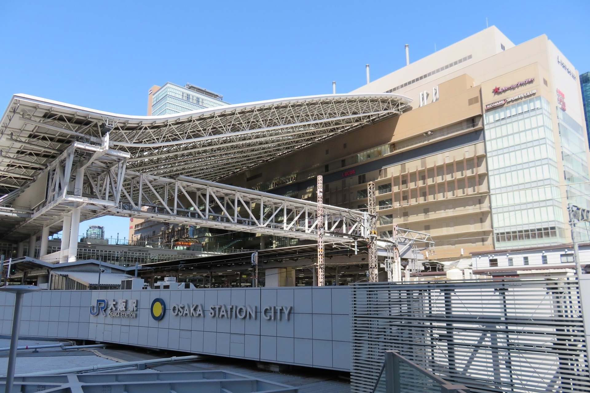 大阪駅1